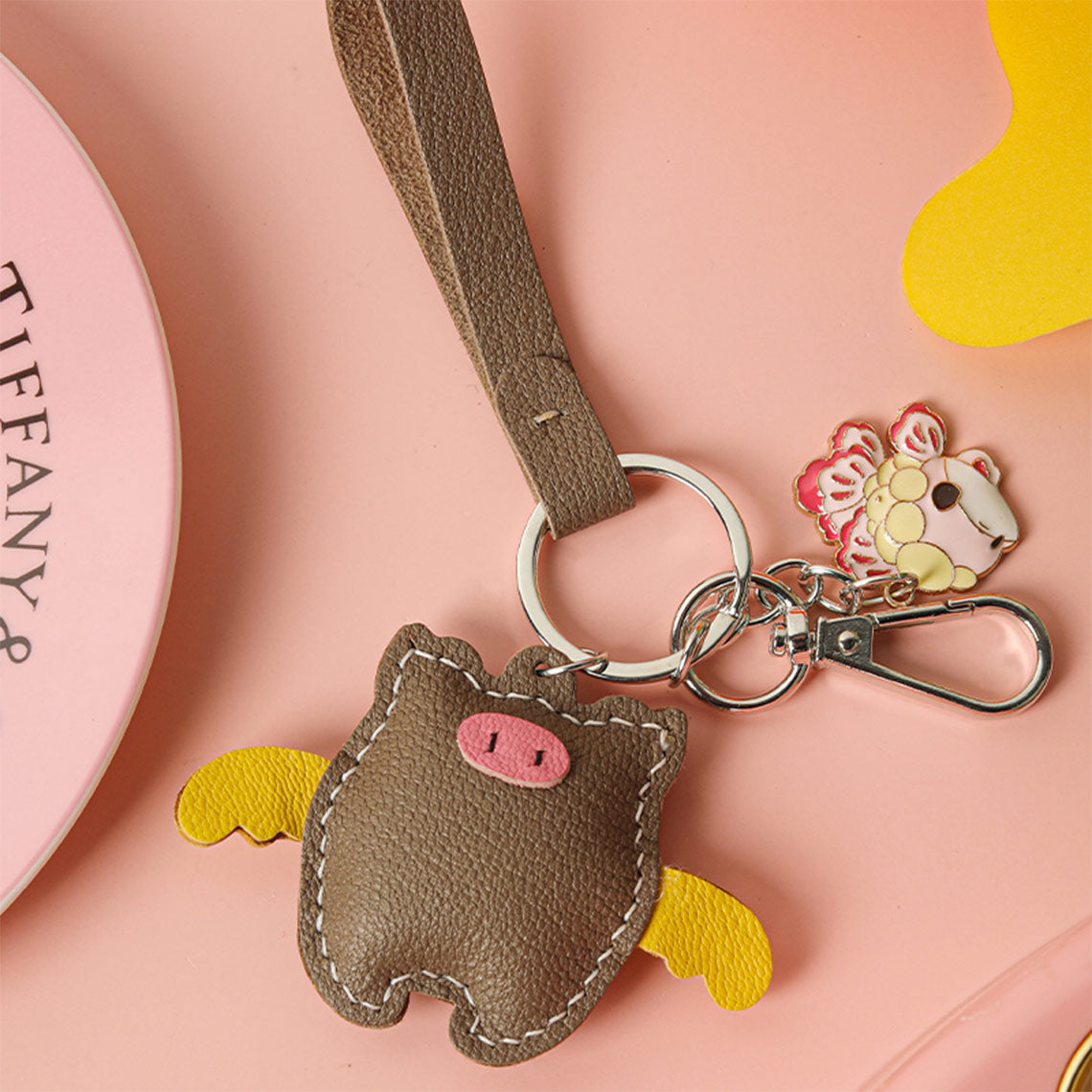 G8activist® Sheep Leather Piglet Keychain DIY Kit - Image 6